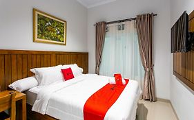 RedDoorz near Universitas Muhammadiyah Yogyakarta